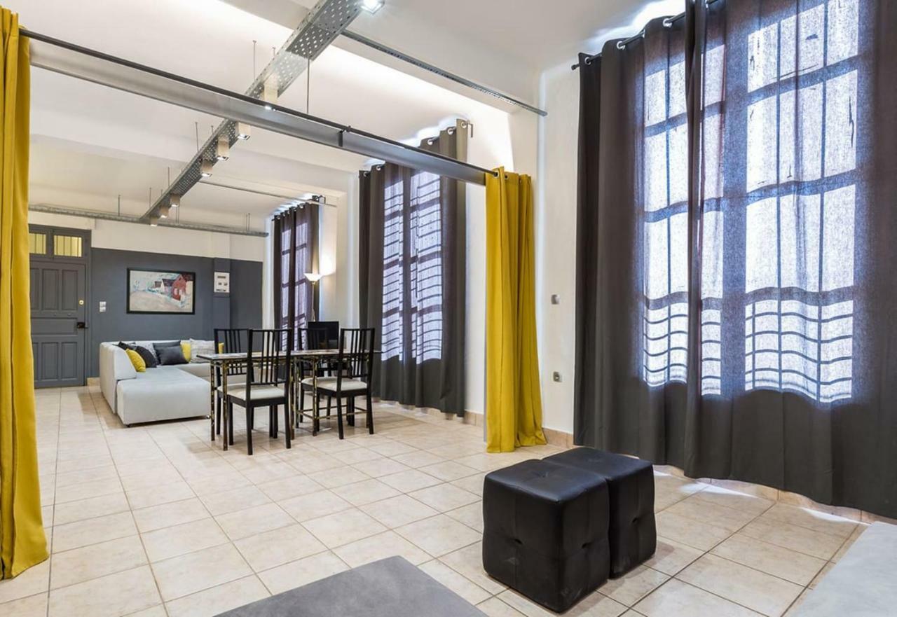 Ferienwohnung Renovated Loft At The Center Of Monastiraki Athen Exterior foto