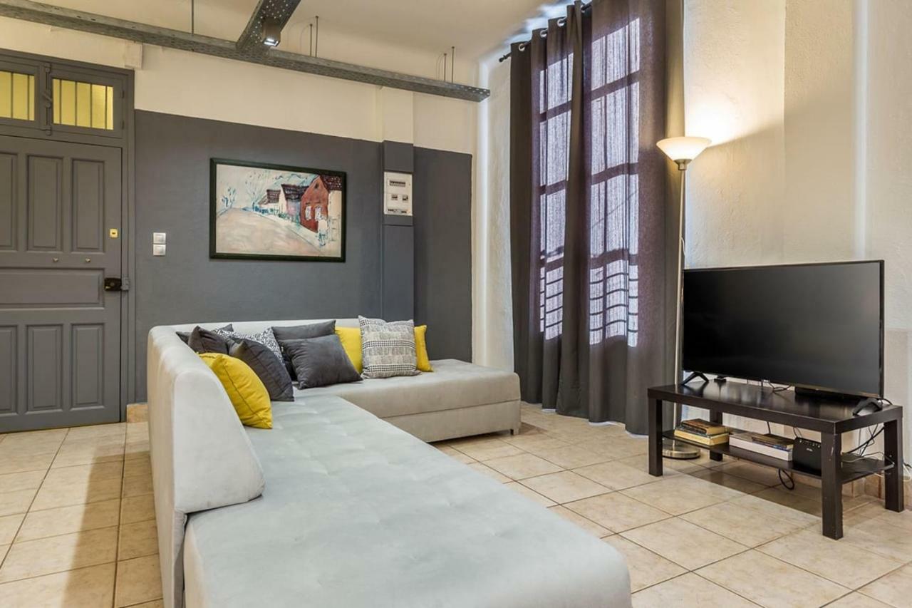 Ferienwohnung Renovated Loft At The Center Of Monastiraki Athen Exterior foto